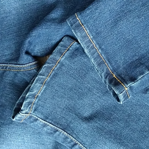 Jeans - Picture 3 of 16